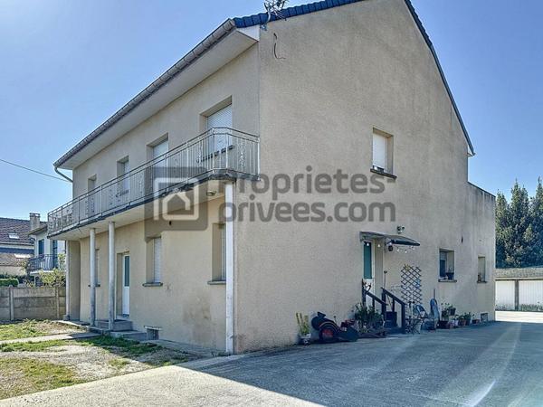 Appartement 2 chambres 45 m2+box+park+cave