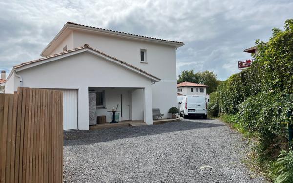 Maison à vendre    5 pièces • 113 m2 Boucau