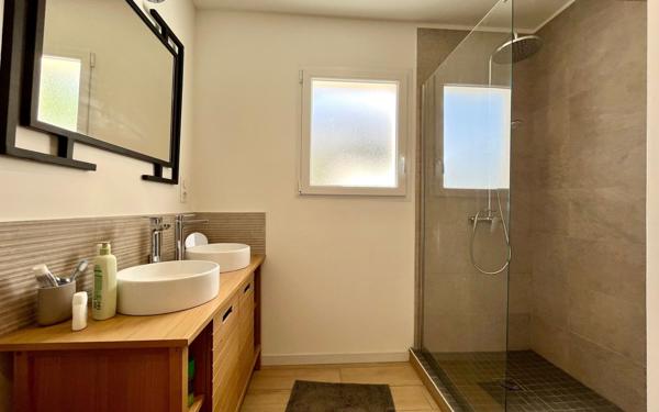 Maison à vendre    5 pièces • 113 m2 Boucau