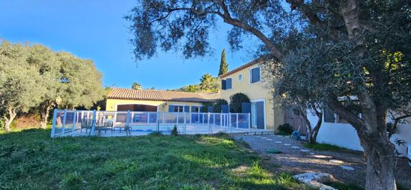 Villa proche centre ville  de Ceyreste