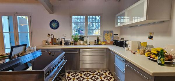 Villa proche centre ville  de Ceyreste