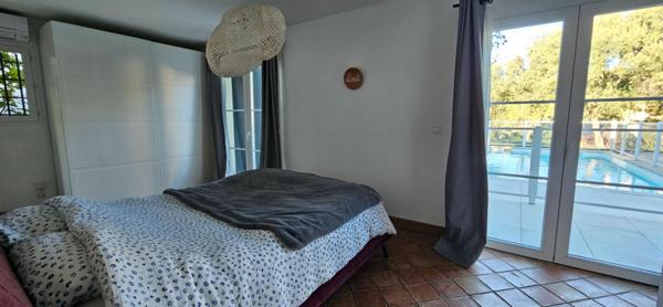 Villa proche centre ville  de Ceyreste