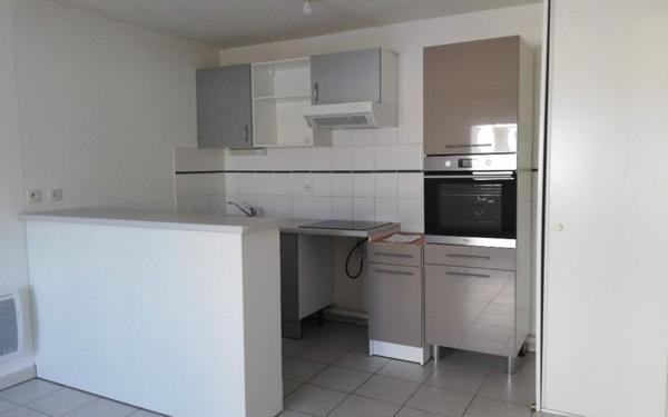 Appartement à louer    3 pièces • 54,96 m2 Poitiers