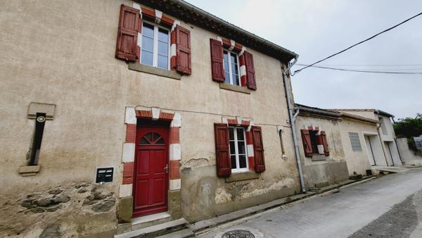 MAISON DE VILLAGE AVEC JARDIN A SAINTE EULALIE
