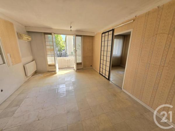 Appartement T4 à vendre  4 pièces - 86,50 m 2   ST FONS  - 69
