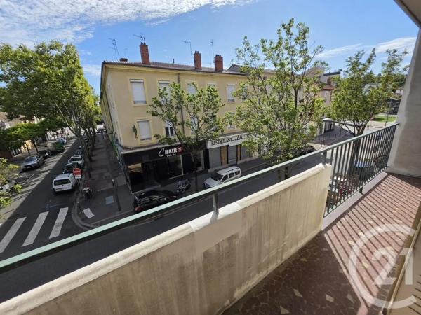 Appartement T4 à vendre  4 pièces - 86,50 m 2   ST FONS  - 69