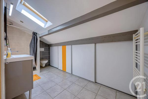 Maison à vendre  6 pièces - 128 m 2   RUMILLY  - 74