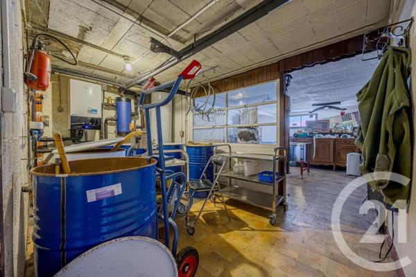 Maison à vendre  6 pièces - 128 m 2   RUMILLY  - 74