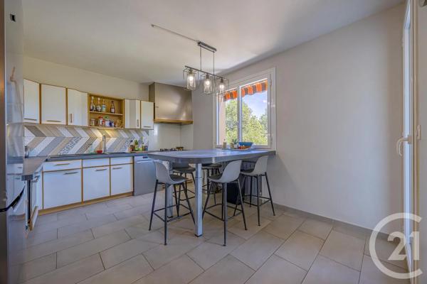 Maison à vendre  6 pièces - 128 m 2   RUMILLY  - 74