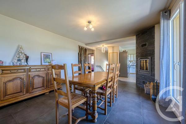 Maison à vendre  6 pièces - 128 m 2   RUMILLY  - 74