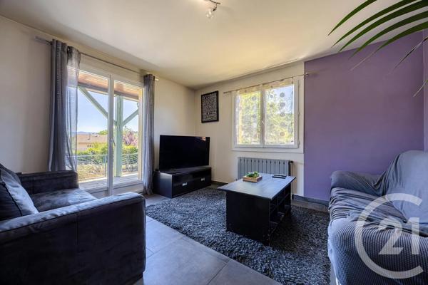 Maison à vendre  6 pièces - 128 m 2   RUMILLY  - 74
