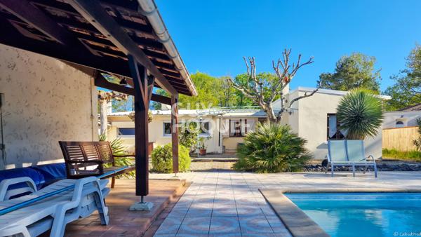 Exclusivité - Maison avec piscine et dépendances à La Tremblade