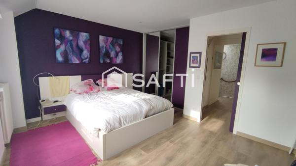Maison familiale avec double accès – 8 pièces