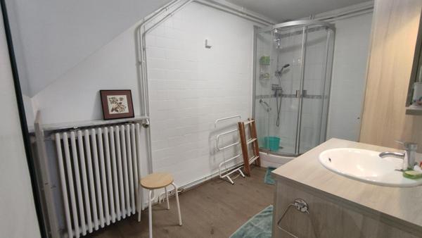 Maison familiale avec double accès – 8 pièces