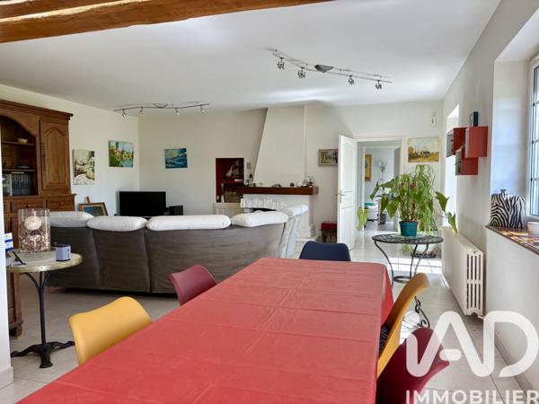 Maison à vendre 5 pièces 135 m² Bourg-Charente