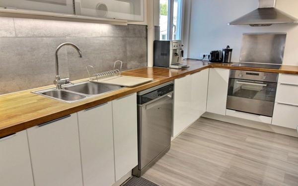 Appartement à vendre    4 pièces • 100 m2 Strasbourg