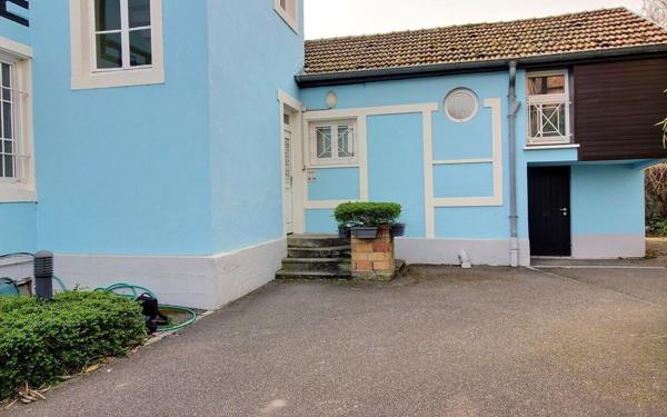 Appartement à vendre    4 pièces • 100 m2 Strasbourg