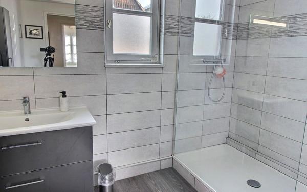 Appartement à vendre    4 pièces • 100 m2 Strasbourg