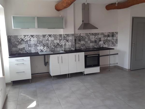 Location Appartement 2 pièces 42 m2 à Pourrières