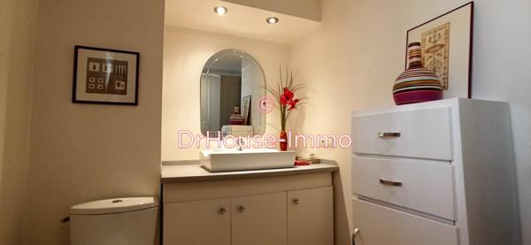 Immeuble à vendre 10 pièces de 195 m²