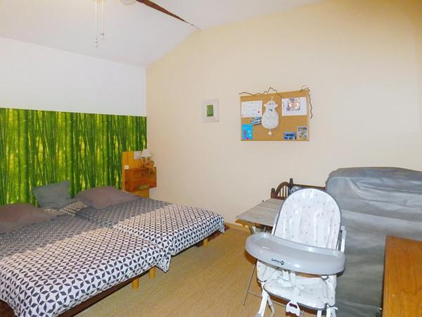 Gîte + Maison d'habitation 364m² sur terrain de 826m² avec piscine chauffée et garade de 190m²