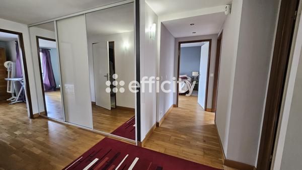 Maison 7 pièces - 165 m²