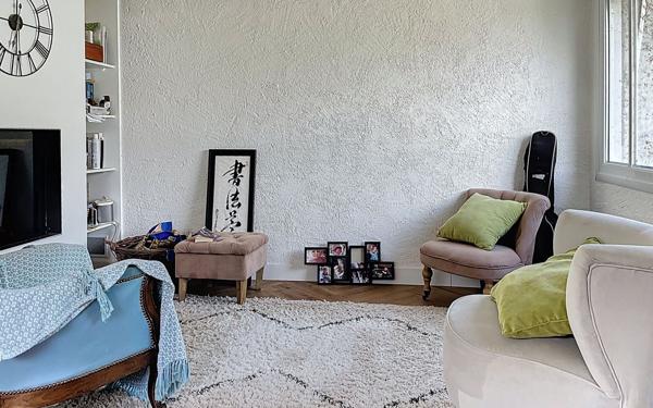 Maison à vendre    6 pièces •  Saint-Rogatien