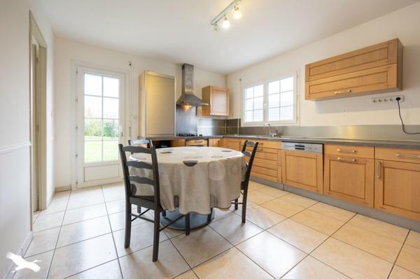 Maison à vendre |  Mehun-sur-Yèvre |  8 pièces | 165 m²