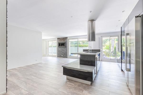 4 Pièces ,Centre-Ville, Jardin de 150m², Aucun travaux à prevoir!