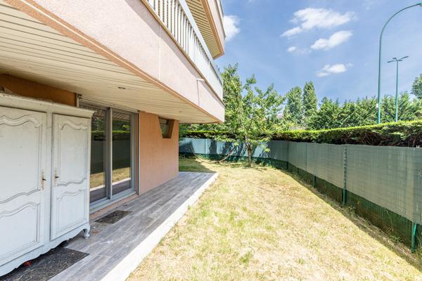 4 Pièces ,Centre-Ville, Jardin de 150m², Aucun travaux à prevoir!