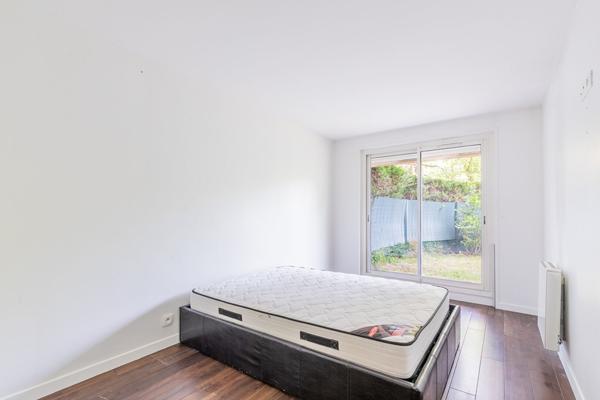 4 Pièces ,Centre-Ville, Jardin de 150m², Aucun travaux à prevoir!