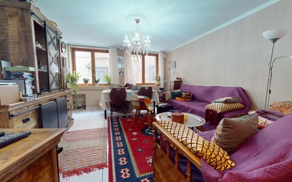 Maison à vendre    5 pièces • 153,25 m2 Neuville-sur-Saône