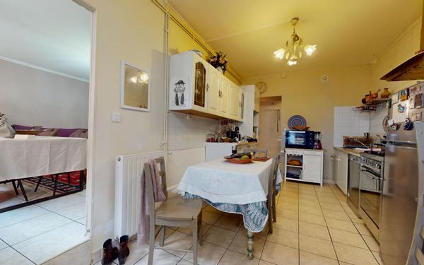 Maison à vendre    5 pièces • 153,25 m2 Neuville-sur-Saône