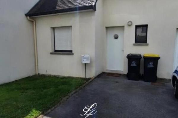 Location - Maison 4 pièces 91 m 2 BADEN (56870)