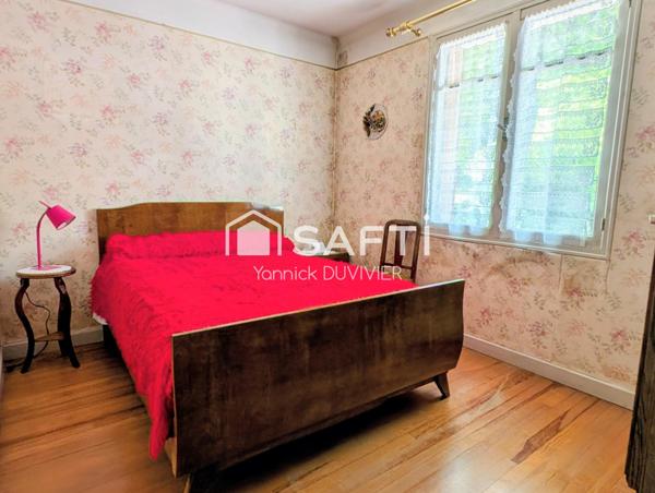 Thueyts – Maison avec vue panoramique et fort potentiel