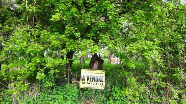 Terrain à Batir à vendre à Valençay dans l'Indre (36600), ref : 021/1530