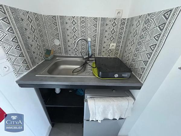 Appartement à louer 1 pièce 9.78m²