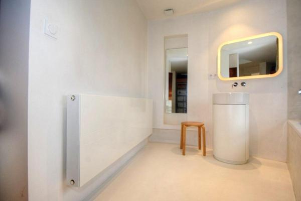 Maison d'architecte  de plain pied de 260 m2 en centre ville