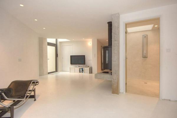 Maison d'architecte  de plain pied de 260 m2 en centre ville