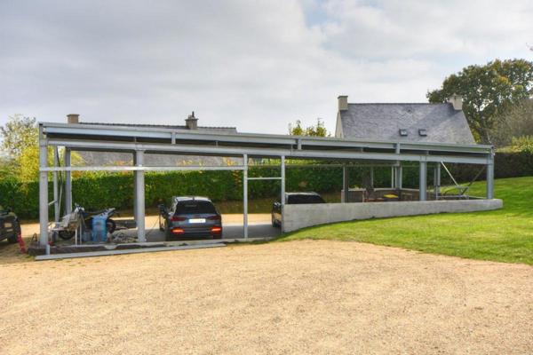 Maison d'architecte  de plain pied de 260 m2 en centre ville