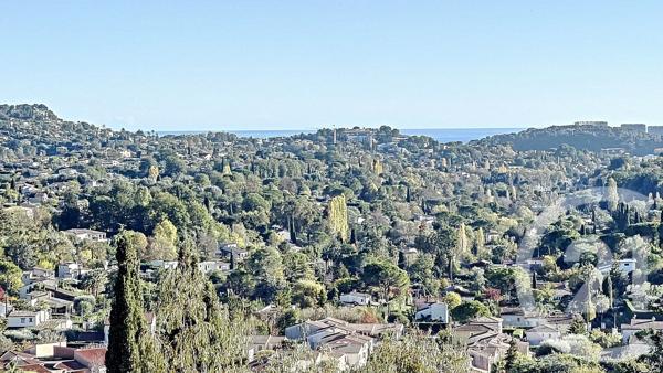 Maison à vendre  6 pièces - 153,76 m 2   LA COLLE SUR LOUP  - 06