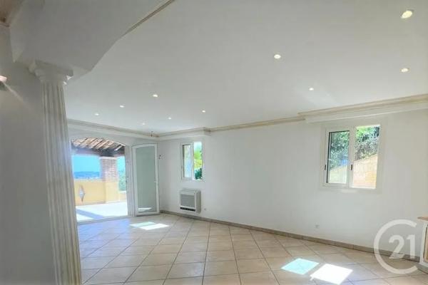 Maison à vendre  6 pièces - 153,76 m 2   LA COLLE SUR LOUP  - 06
