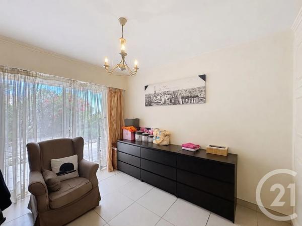 Appartement F3 à vendre  3 pièces - 68,04 m 2   CANNES  - 06