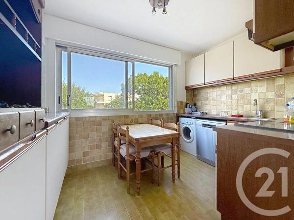 Appartement F3 à vendre  3 pièces - 61,13 m 2   ANTIBES  - 06