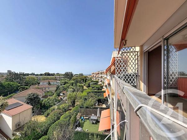 Appartement F3 à vendre  3 pièces - 61,13 m 2   ANTIBES  - 06