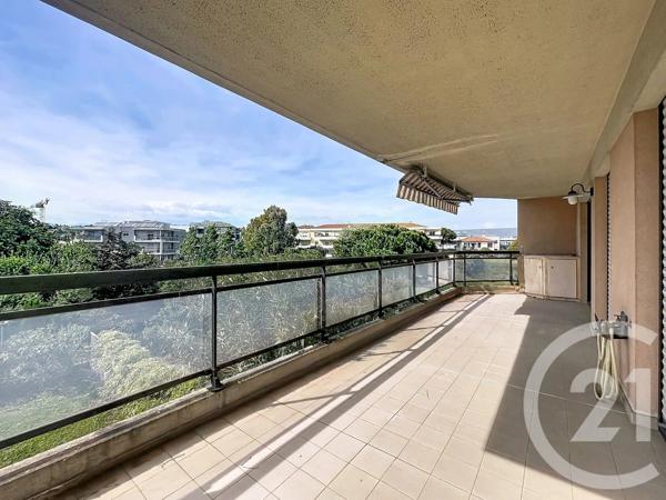 Appartement F3 à vendre  3 pièces - 61,13 m 2   ANTIBES  - 06
