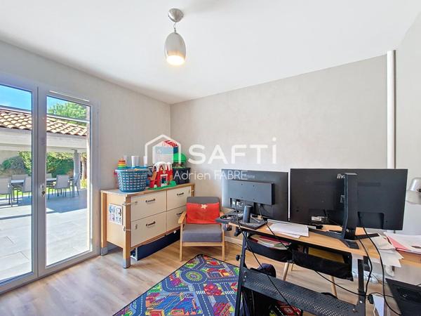 Maison T5  de 140m²  à proximité du centre de Bessières.