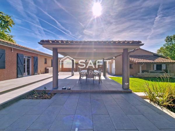 Maison T5  de 140m²  à proximité du centre de Bessières.