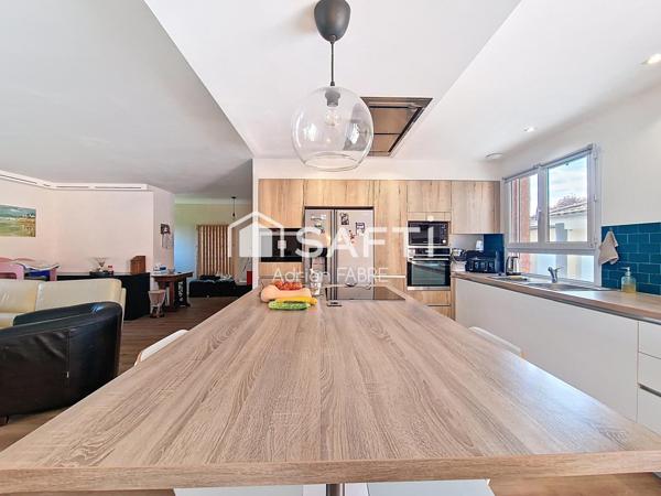 Maison T5  de 140m²  à proximité du centre de Bessières.