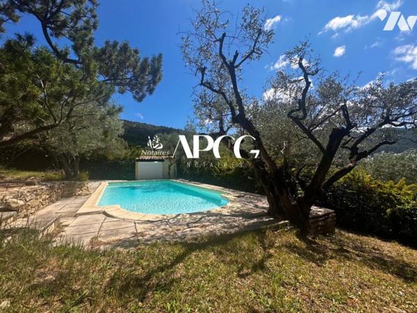 VILLA VUE SPLENDIDE AVEC PISCINE GARAGE CAVE ET TERRAIN NYONS 